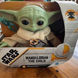 Star Wars The Mandalorian The Child Plush - Green and Cream